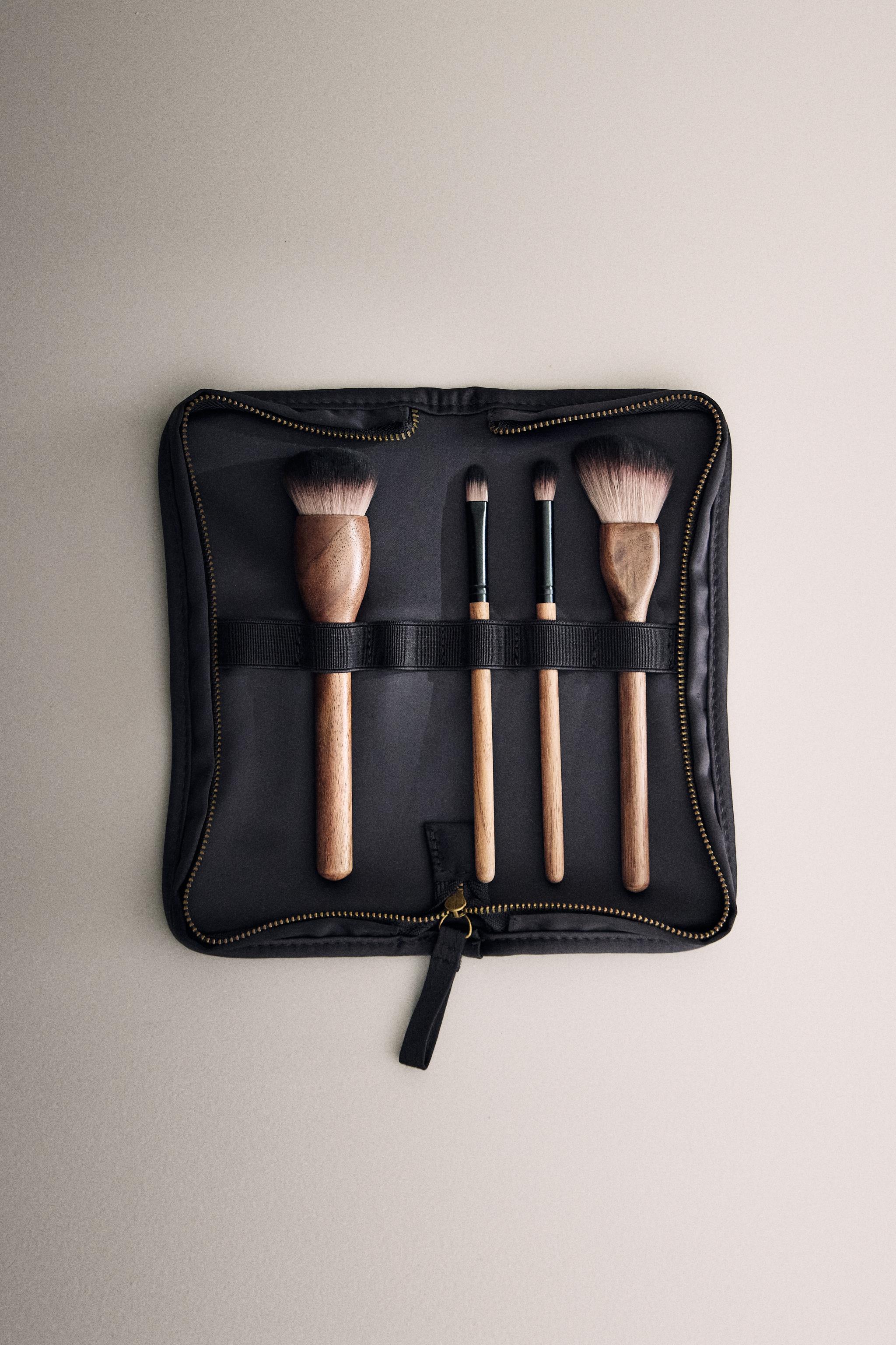TROUSSE DE TOILETTE MAQUILLAGE SATIN